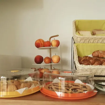 La Formica Гостевой дом Чивитавеккья